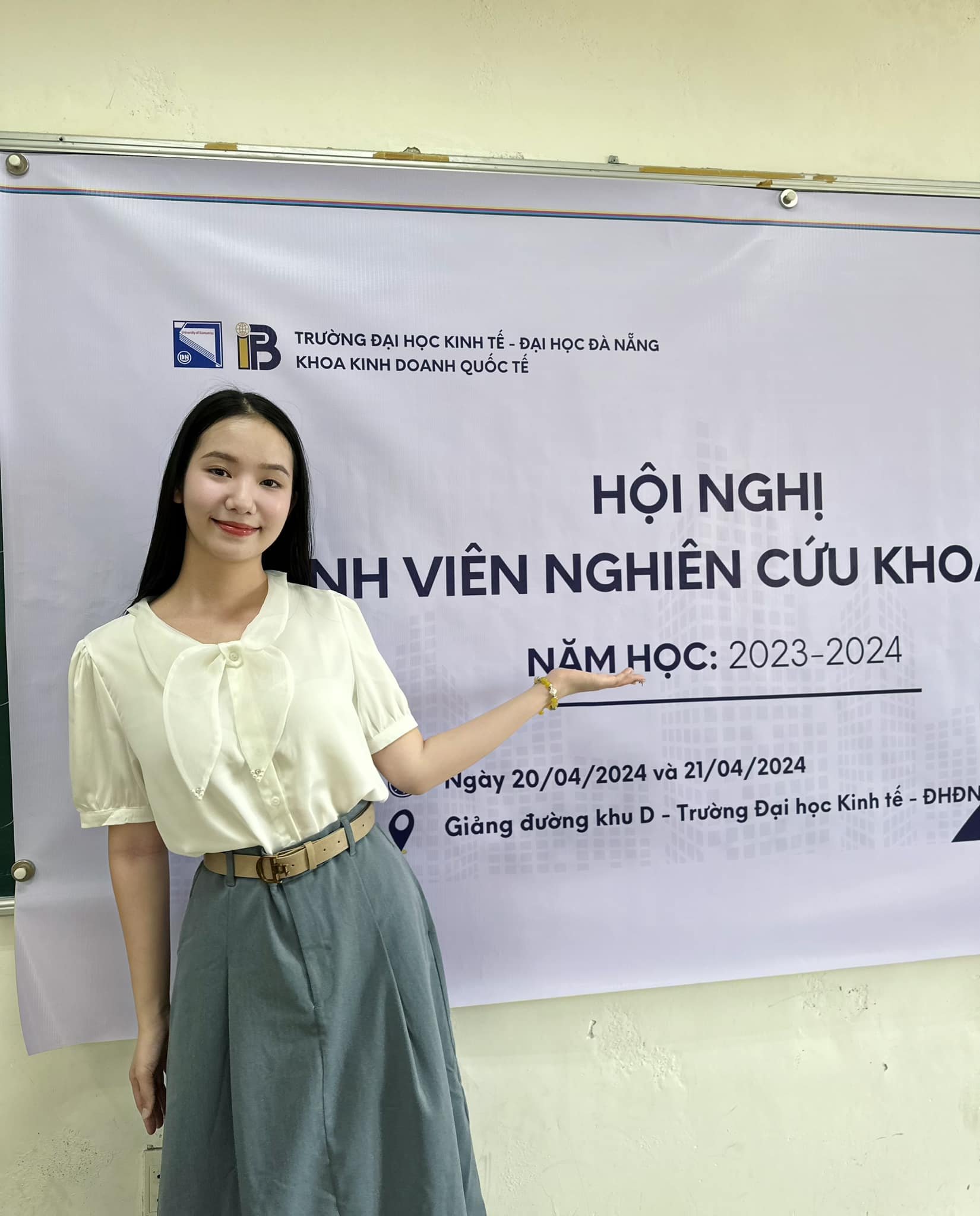 Phương Nhi xuất sắc giành giải Ba tại cuộc thi Nghiên cứu khoa học cho sinh viên Khoa Kinh doanh quốc tế, trường Đại học Kinh tế - Đại học Đà Nẵng