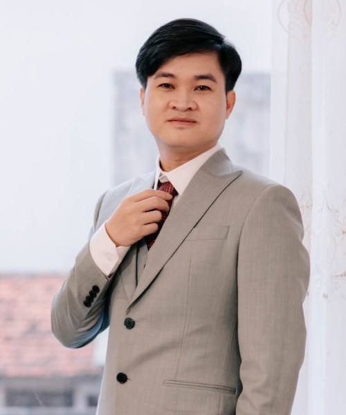 Mr. Nguyễn <br>Văn Dự